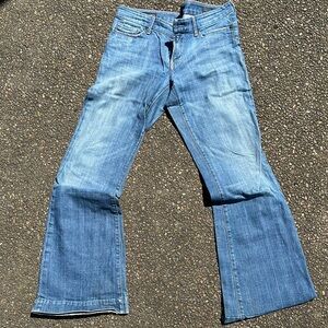 Citizens of humanity size 32 low waist full leg Jean